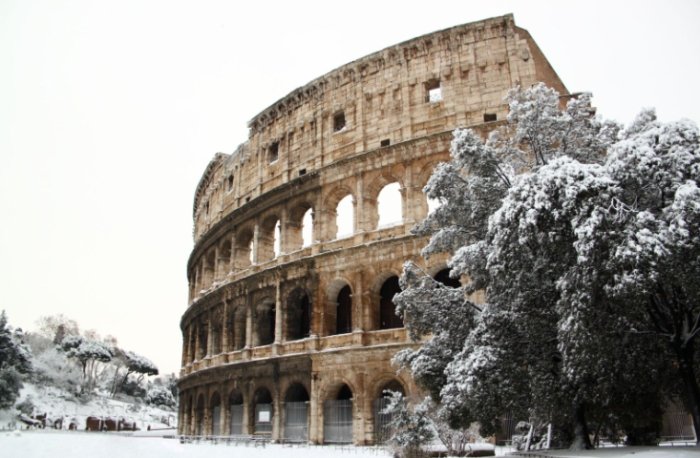 Best time to visit Italy beaches Best time to visit Italy beaches